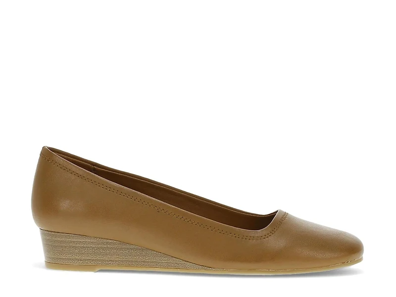 Covette Wedge Pump