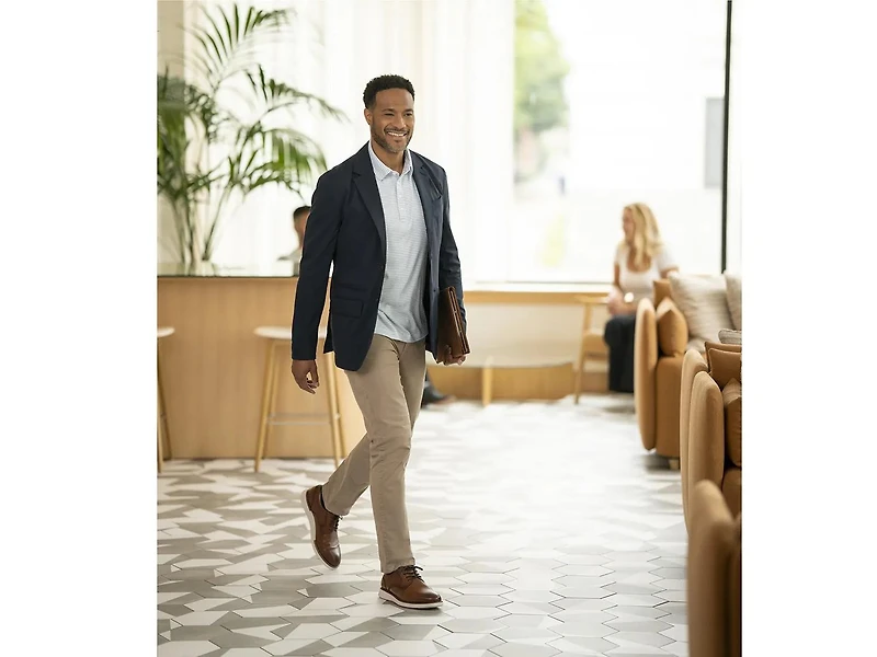 Launch Plain Toe Oxford