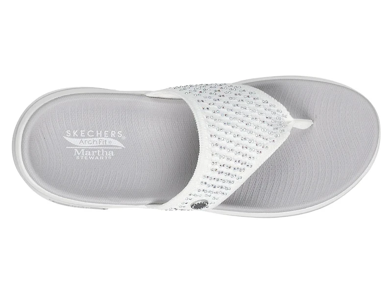 X Martha Stewart GO WALK Arch Fit 2.0 Sandal