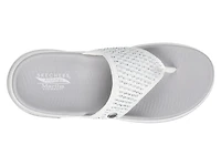 X Martha Stewart GO WALK Arch Fit 2.0 Sandal