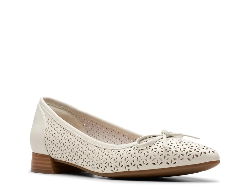 Natalyn Step Flat