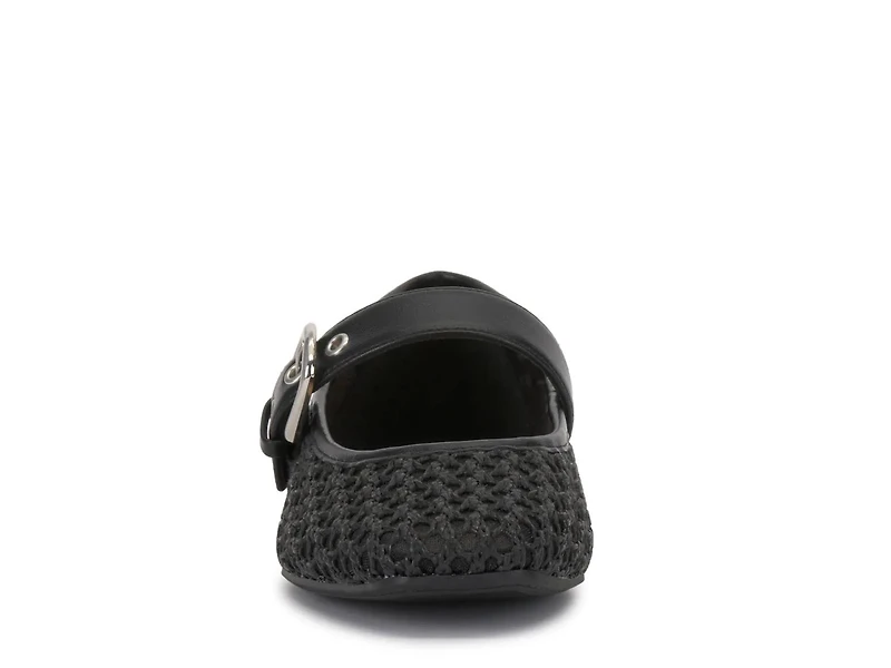 Nalahni Mary Jane Flat