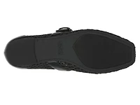 Nalahni Mary Jane Flat