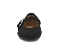 Nalahni Mary Jane Flat