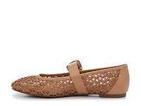 Nalahni Mary Jane Flat