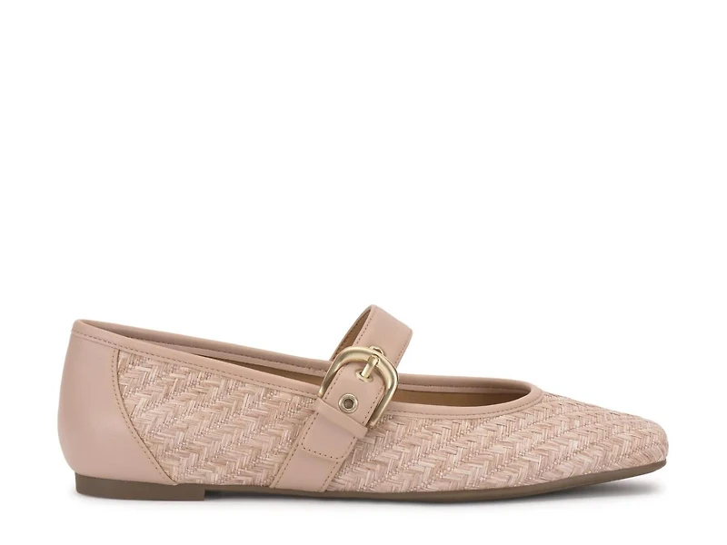 Nalahni Mary Jane Flat