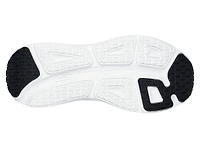 Max Cushioning Endeavour Sneaker