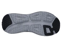 Max Cushioning Endeavour Sneaker