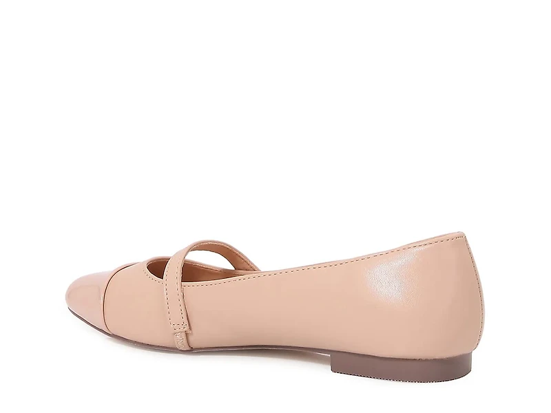 Betsy Mary Jane Flat