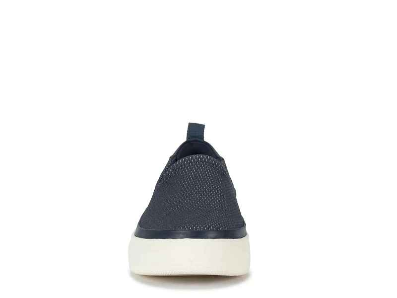 Nevin Slip-On Sneaker