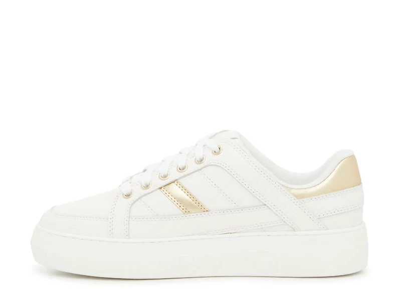Janien Platform Sneaker