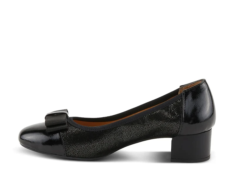 Paulette Pump