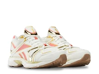 Premier Road Plus VI Sneaker