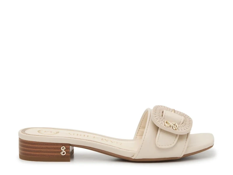 Kandie Sandal