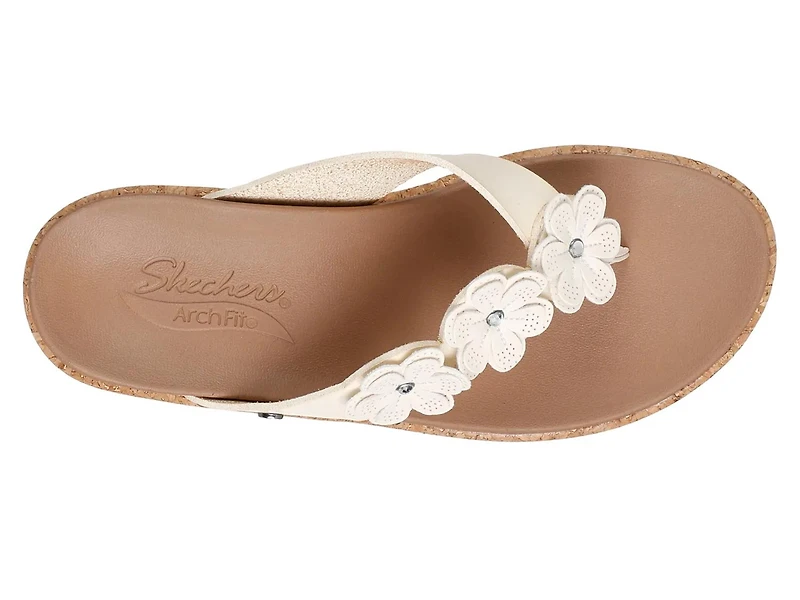 Cali Arch Fit Beverlee Rare Blossom Wedge Sandal