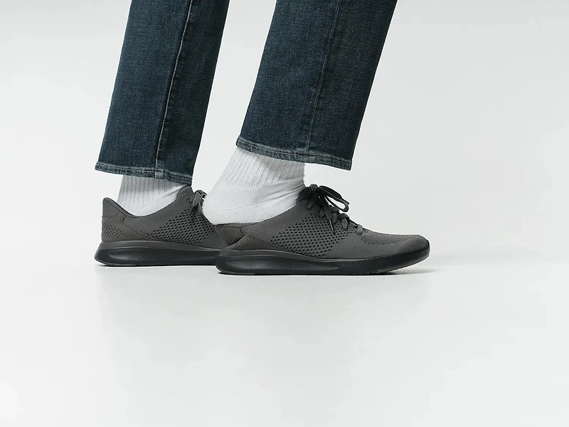 Lima Hands-Free Sneaker - Men's