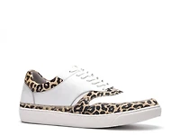 Lennox Sneaker