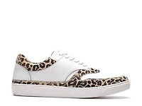 Lennox Sneaker