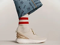 Athens Hands-Free Sneaker