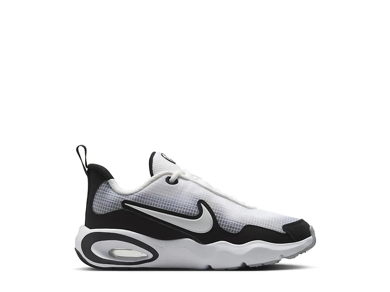 Air Max Nova Sneaker