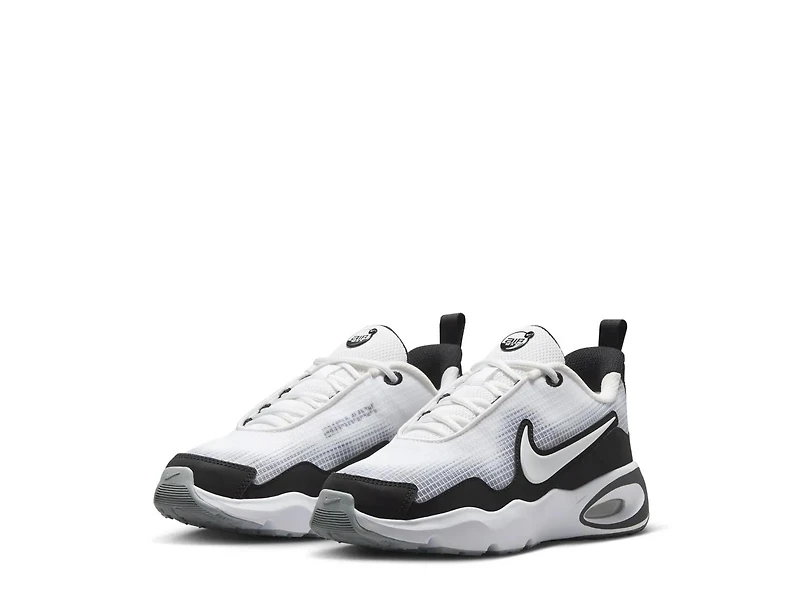 Air Max Nova Sneaker