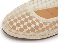 Giselle Mary Jane Flat