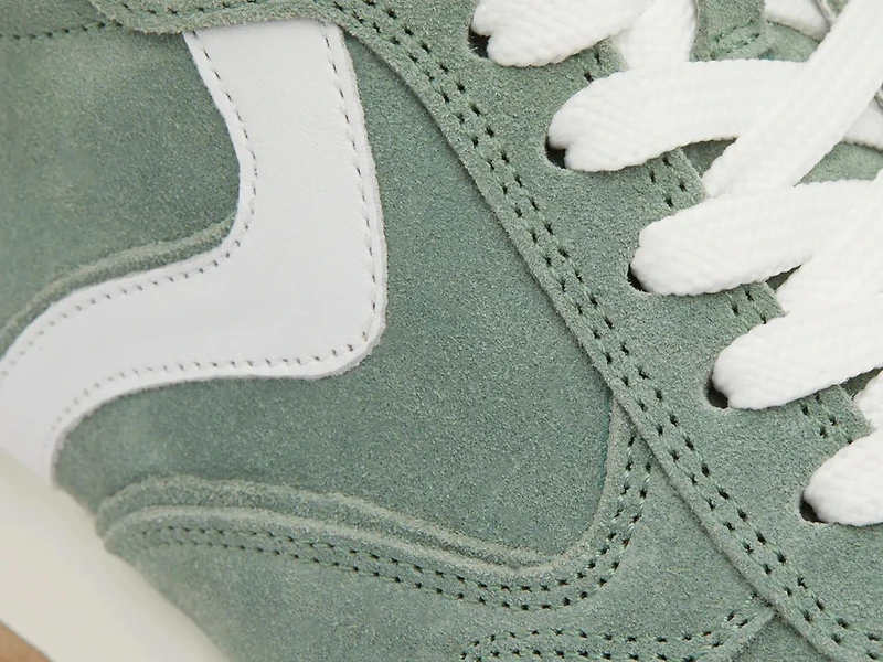 Julia Sneaker - Women's