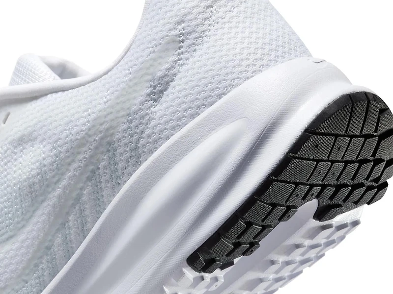 Run Defy Running Shoe