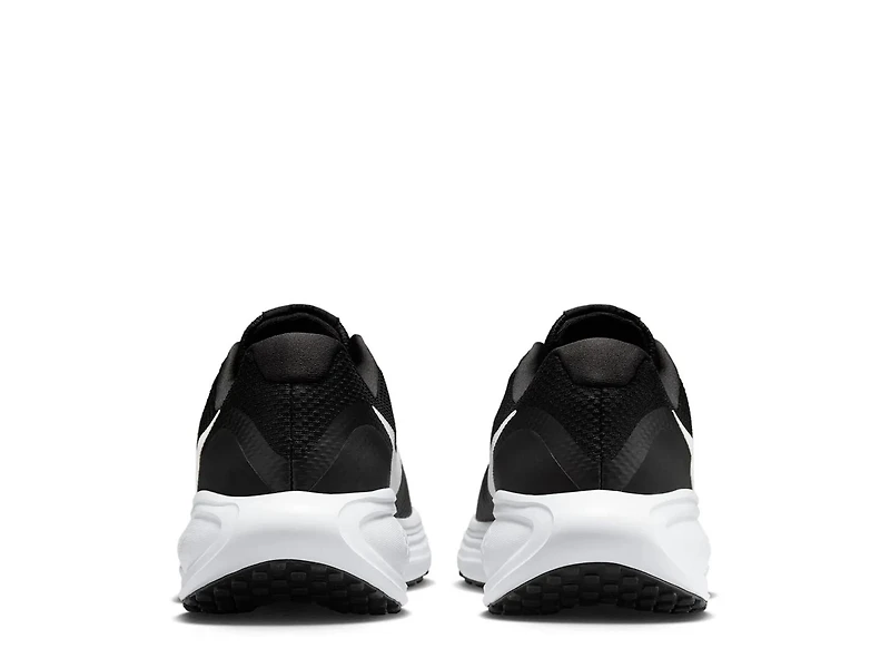 Revolution 8 Running Shoe