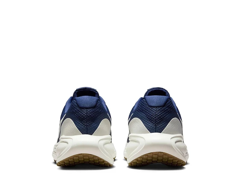 Revolution 8 Running Shoe