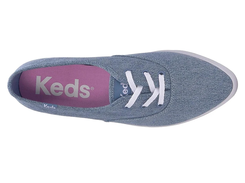 Point Low Sneaker - Women's 