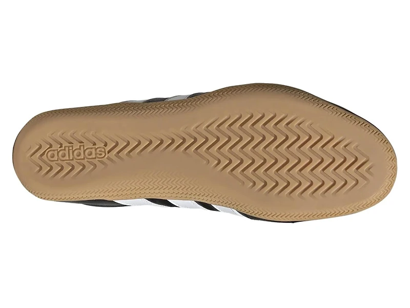 Grand Court Lo Sneaker