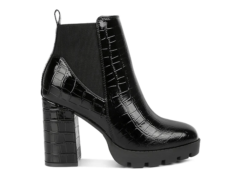 Foxy Platform Chelsea Boot