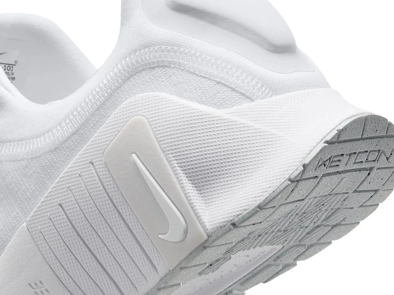 Free Metcon 6 Running Shoe