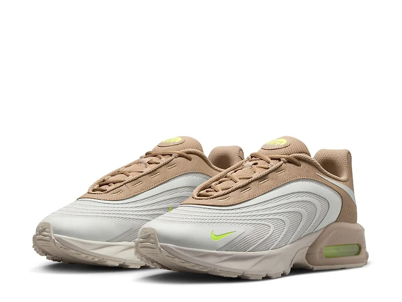 Air Max Fire Sneaker