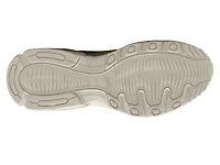 Air Max Fire Sneaker