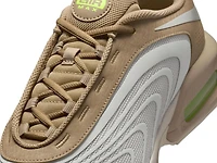 Air Max Fire Sneaker