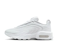 Air Max Fire Sneaker