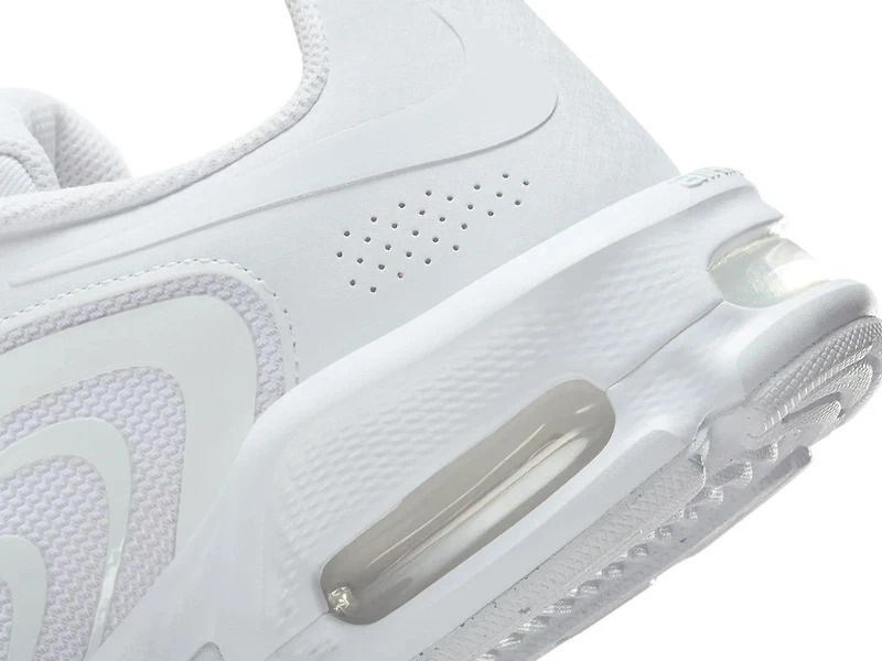 Air Max Fire Sneaker