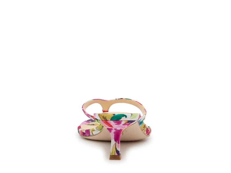 Yuri Sandal