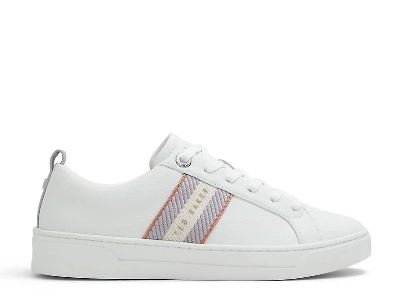Bailey Icon Sneaker