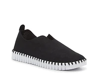 Tulip Slip-On