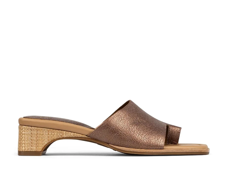 Cascade Sandal