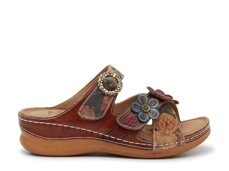 Caelinee Wedge Sandal