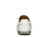 KNX Slip-On Sneaker