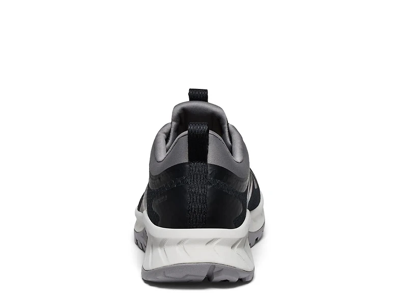 Versacore Waterproof Trail Sneaker