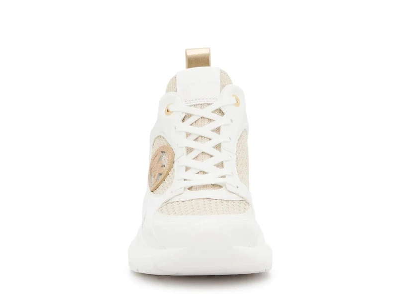 Zuma Sneaker - Women's