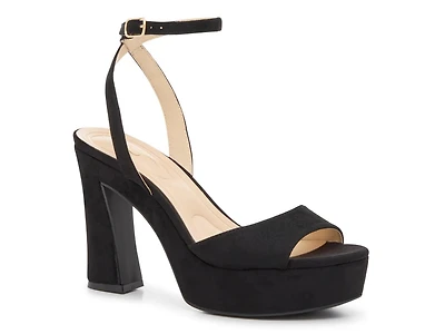 Jetteo Platform Sandal