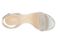 Aitina Platform Sandal