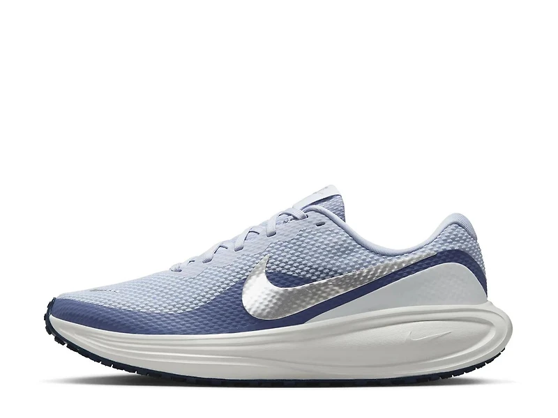 Revolution 8 Running Shoe